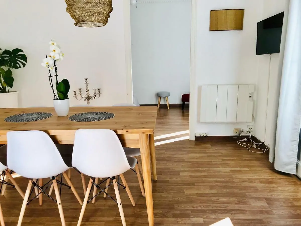 Big And Bright Apartment Bcn Barcelona