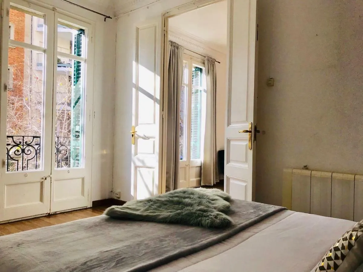 Big And Bright Apartment Bcn Barcelona